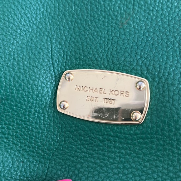 MK Green Handbag - Picture 2 of 9